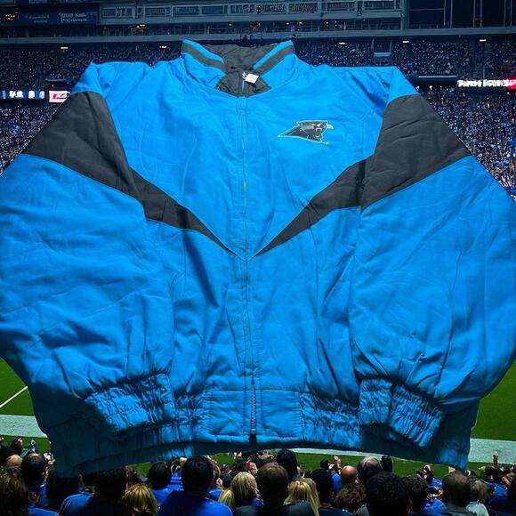 Vintage Chalk Line NFL Carolina Panthers XXL Puffer Jacket - Picture 1 of 7